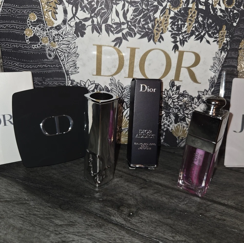 Dior Beauty Bundle Addict Lipstick Holder, Oil, Pouch, Mirr, With 10 of 💙 W/box